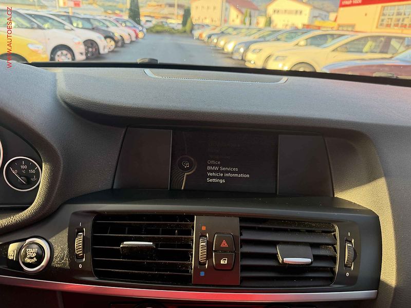 BMW X3 (2011) 2.0d xDrive 20d, Automat - fotka 13 z 19