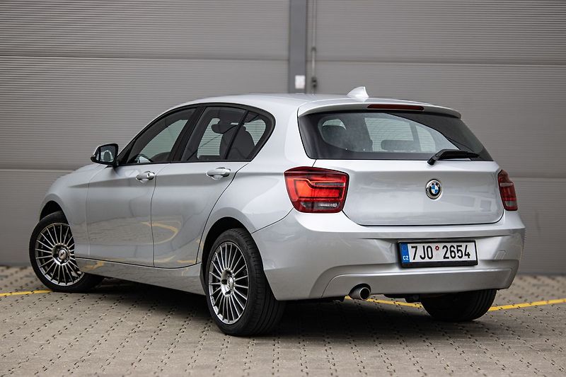 BMW Řada 1 116d, servisované - fotka 7 z 26