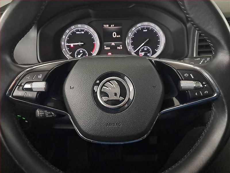 Škoda Karoq (2021) Style 2.0 TDI - fotka 16 z 18