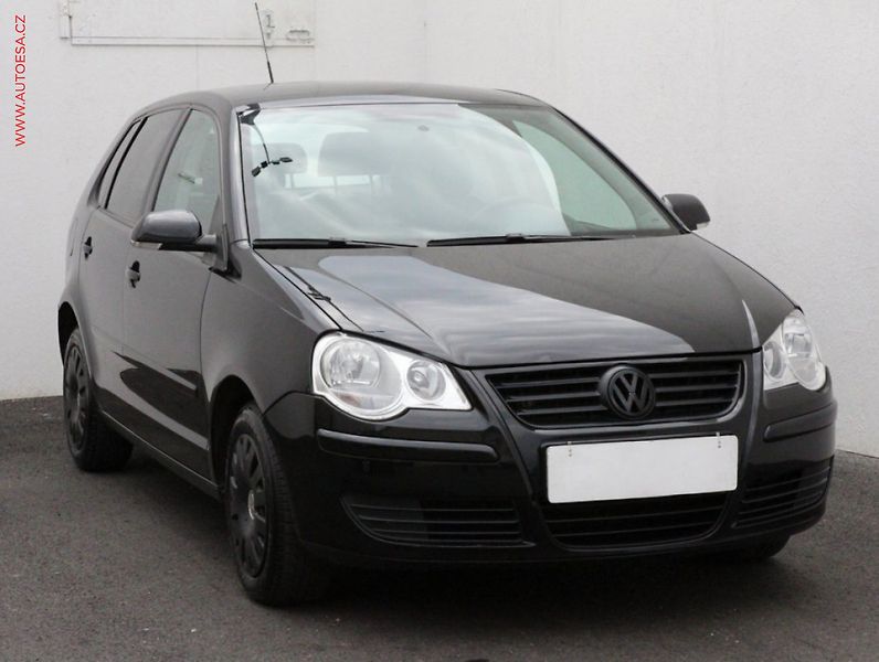 Volkswagen Polo (2008) 1.2i, 1.maj, AC - fotka 1 z 3