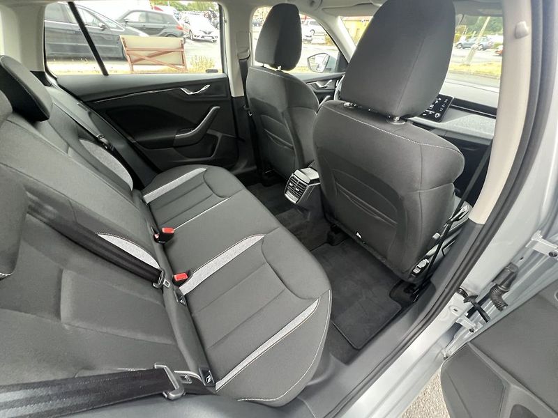 Škoda Scala Selection 1.0 TSI 85 kW - fotka 19 z 30