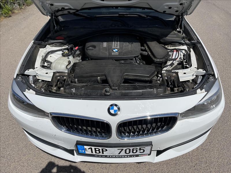 BMW Řada 3 2,0 d GT 135KW MANUÁL 2x KOLA - fotka 34 z 48