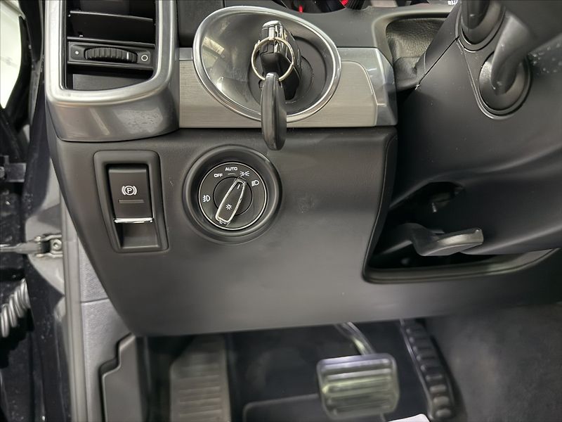Porsche Cayenne 3,0   D VZDUCH PANO BOSE 360 - fotka 13 z 44