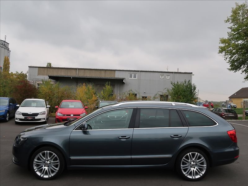 Škoda Superb 2,0 TDi,103kW,NovéČR,Elegance - fotka 6 z 28
