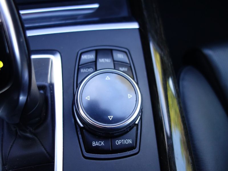 BMW X5 (2014) 4.0D*XD*M-PAKET*WEBASTO*1M*CZ! - fotka 25 z 50