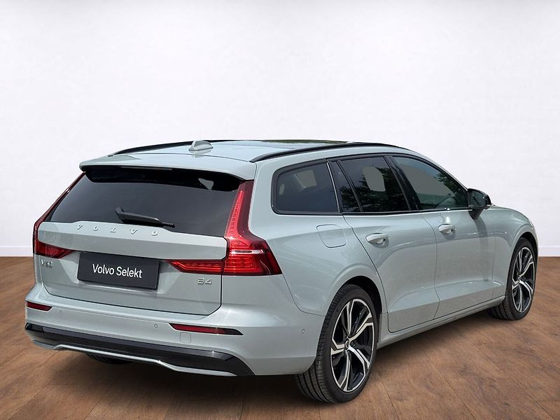 Volvo V60 PLUS DARK B4, 360°, PANORAMA, - fotka 5 z 22