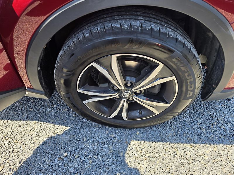 Toyota C-HR 1.2 T Navigace Park Senzor  - fotka 7 z 26