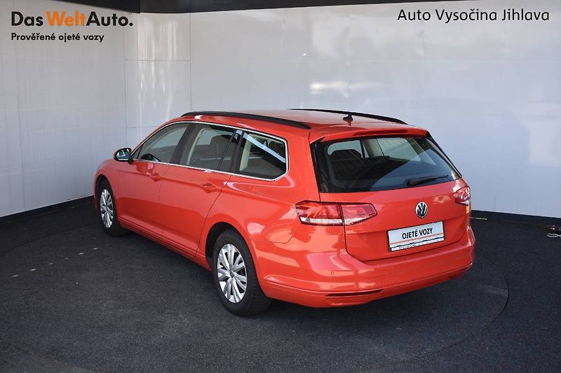 Volkswagen Passat Variant (2017) 2.0TDI 110kW, LED, el. vyhřiív - fotka 7 z 22