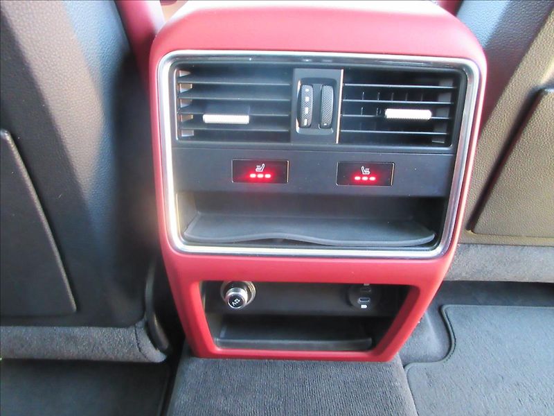 Porsche Cayenne 4,0 Turbo, Coupe, Chrono Matri - fotka 39 z 46