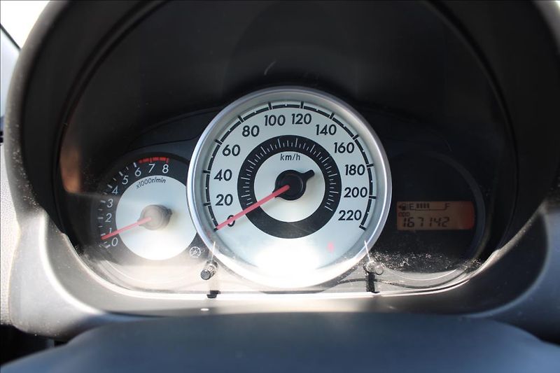 Mazda 2 1,3 i  STK 3/2027, KLIMA - fotka 15 z 20