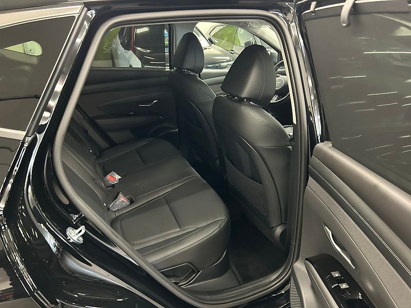 Hyundai Tucson (2026) 1.6 T-GDi HEV 4WD PremLux nové - fotka 36 z 67