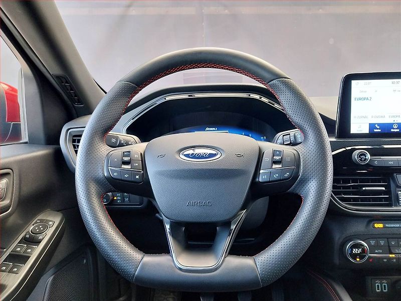 Ford Kuga (2021) ST-Line 1.5 EcoBoost, ČR,1.maj - fotka 18 z 18
