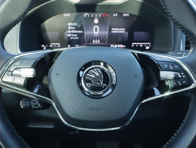 Škoda Karoq (2023) 1.5 TSI - fotka 17 z 24