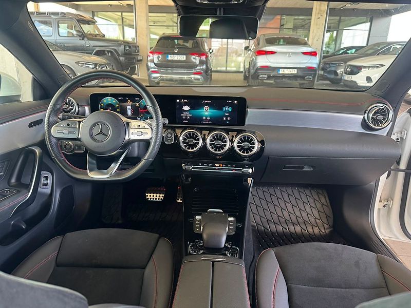 Mercedes-Benz CLA d Shooting Brake - fotka 11 z 21