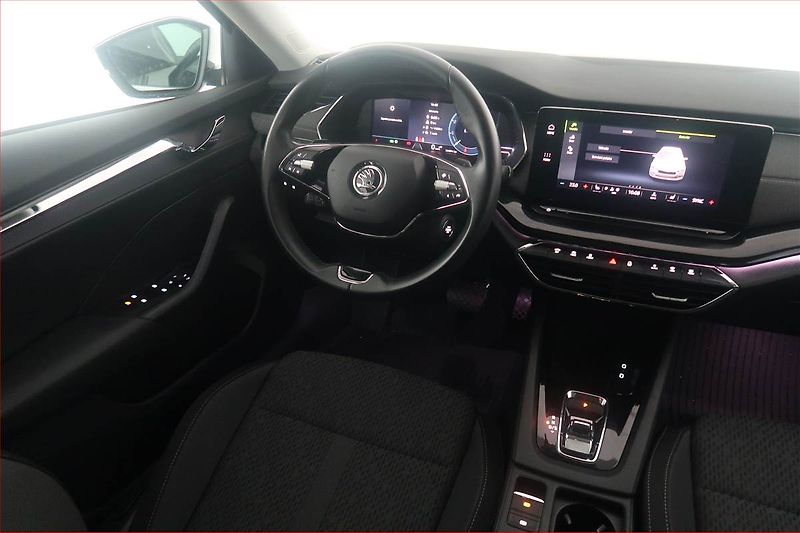 Škoda Octavia (2023) 2.0 TDI, Automat, ČR,1.maj - fotka 7 z 19