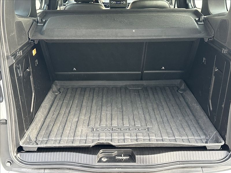 Renault Kangoo 1,3 TCe 102PS  Equilibre - fotka 38 z 51