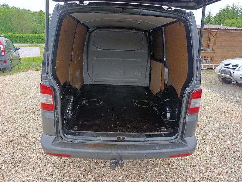 Volkswagen Transporter (2014) 2.0 TDi 103kw rozvody DPH - fotka 16 z 19