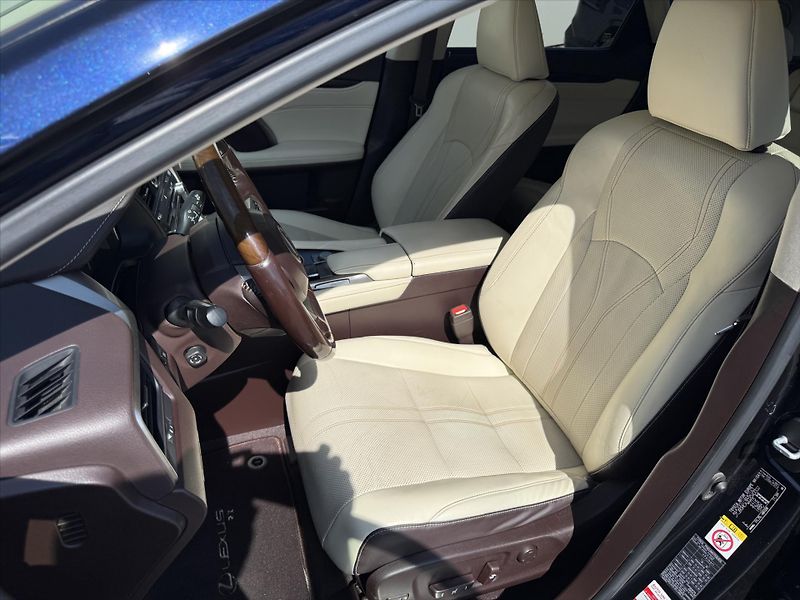 Lexus RX 3,5 Luxury - fotka 9 z 25