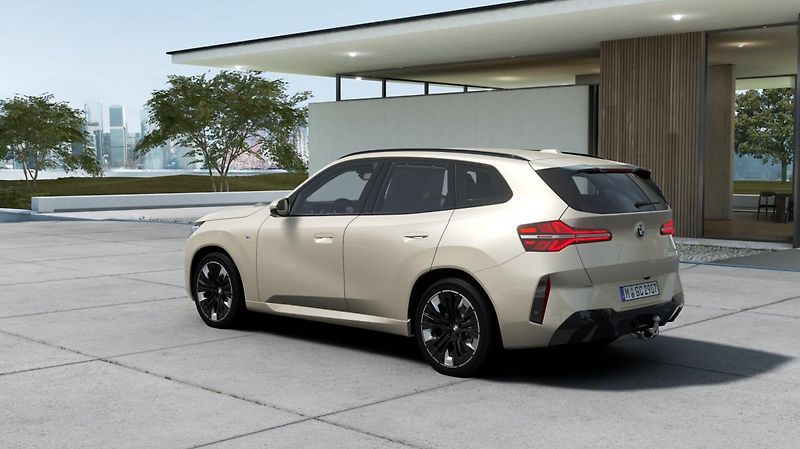 BMW X3 xDrive20d - fotka 3 z 14