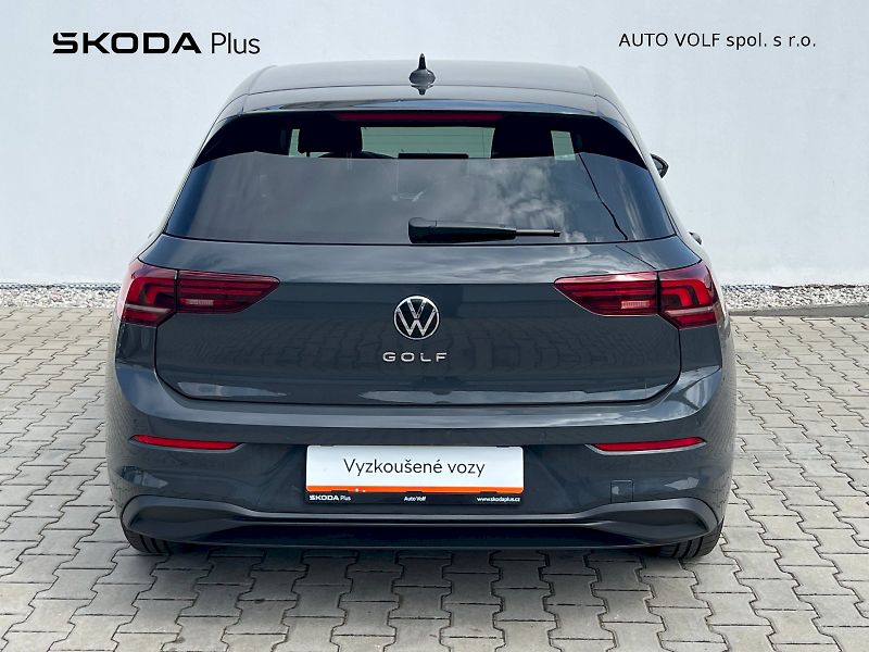 Volkswagen Golf (2025) Limited 1.5 TSI 85 kW 6°manuál - fotka 9 z 33