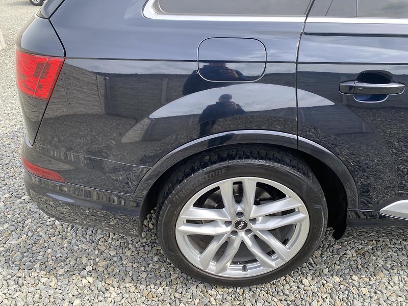 Audi Q7 3.0TDi 4x4 270PS S-LINE 7MÍST! - fotka 50 z 173