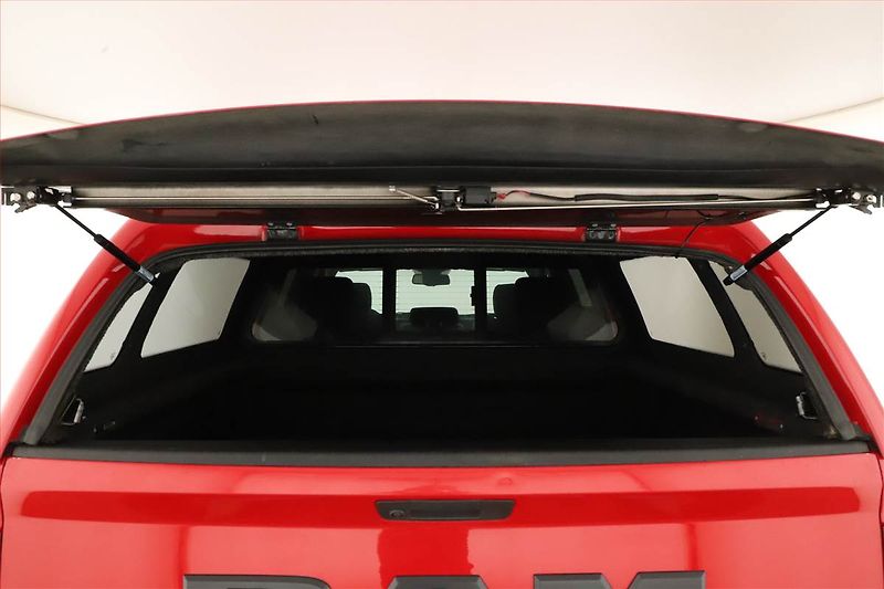 RAM 1500 (2021) 5.7 V8 Hemi - fotka 23 z 25