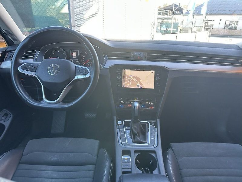 Volkswagen Passat 2.0 TDi 110kW serviska - fotka 14 z 28