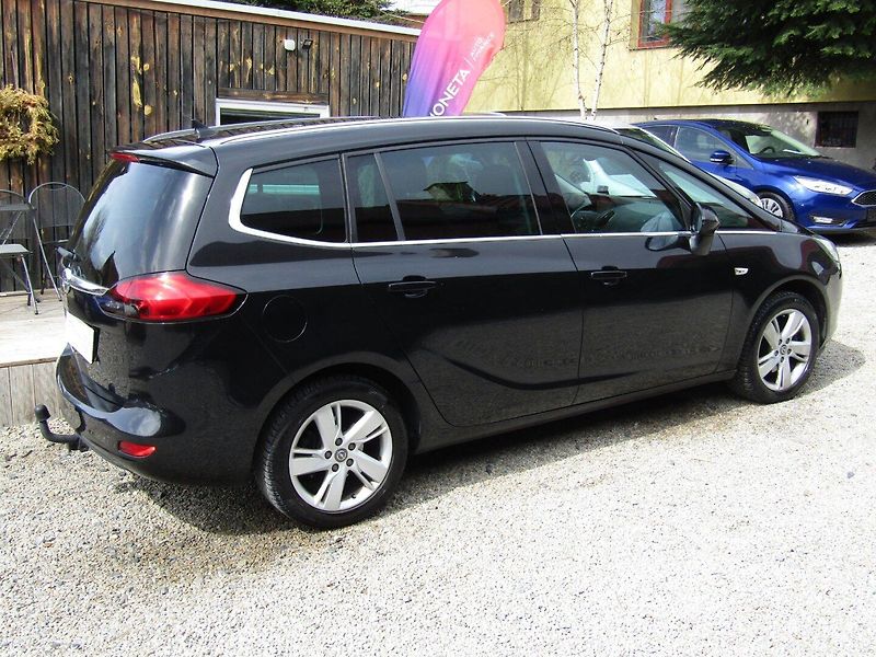 Opel Zafira (2015) 2.0 CDTi ÚPLNÁ SERVISNÍ HISTOR - fotka 10 z 48