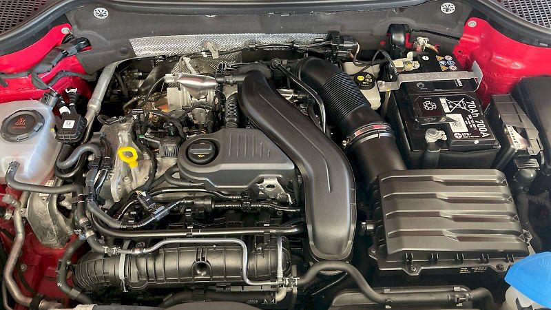 Škoda Karoq (2025) Sportline 1.5TSI 110kW - fotka 21 z 32