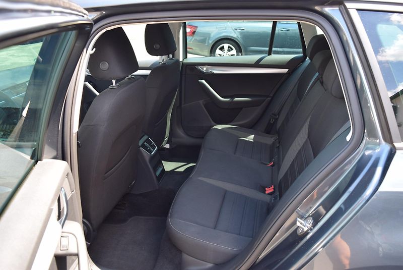 Škoda Octavia (2017) 1.4TSI 110kw AMBITION TAŽ NAVI - fotka 14 z 50