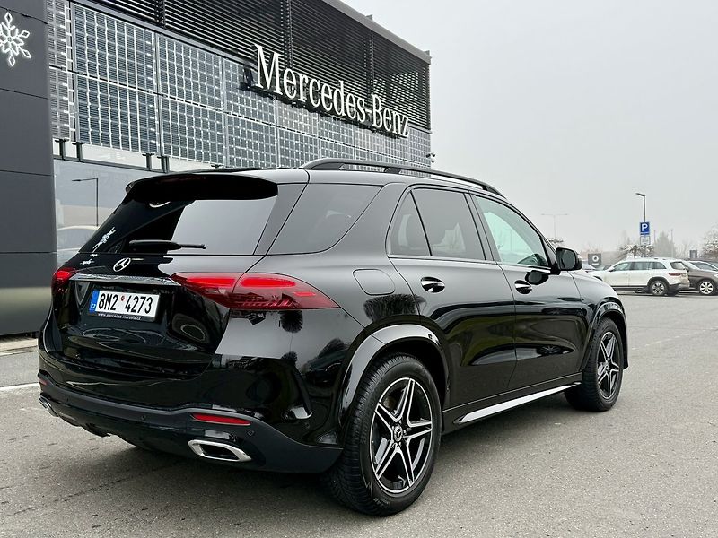 Mercedes-Benz GLE (2024) 450 d 4MATIC - fotka 8 z 53