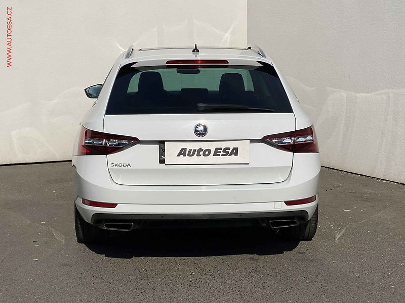 Škoda Superb (2016) 2.0 TSi 4x4, Style, DSG - fotka 5 z 20