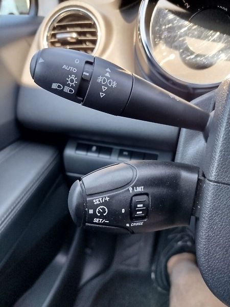 Peugeot 3008 ALLURE 2.0HDi 150 MAN6 - fotka 22 z 31