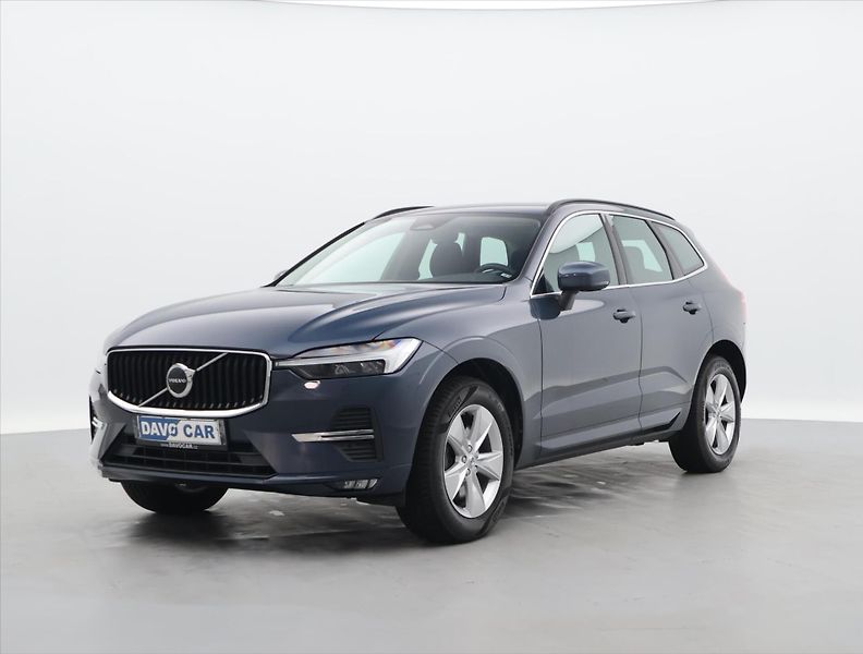 Volvo XC60 2,0 B4 145KW AWD MOMENTUM - fotka 3 z 40