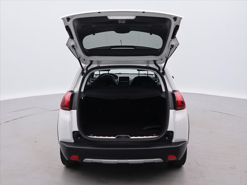 Peugeot 2008 1,6 HDI 73kW CZ - fotka 9 z 29