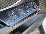 Toyota C-HR (2018) 1.8HSD, ČR, AT, LED, kamera - náhled 11