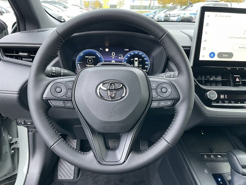 Toyota Corolla Cross 1.8 HEV - fotka 16 z 27