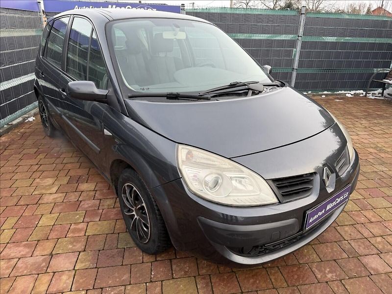 Renault Scénic 1.5 dCi - fotka 3 z 10