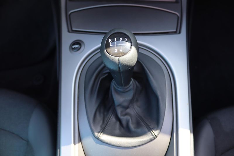 BMW Z4 Roadster 2.5i(E85)M54B25 141kW - fotka 31 z 32