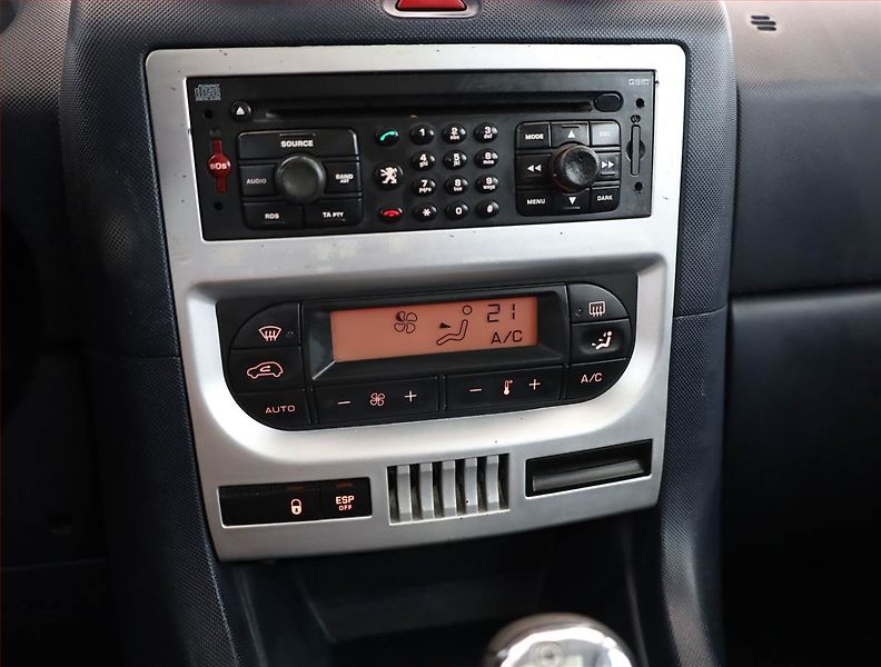 Peugeot 1007 (2005) 1.6 16V, Automat, nová STK - fotka 9 z 14