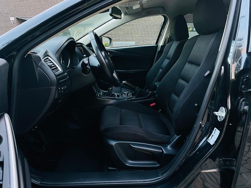Mazda 6 2.0i 1.MAJITEL VÝHŘEV SENZORY - fotka 29 z 49