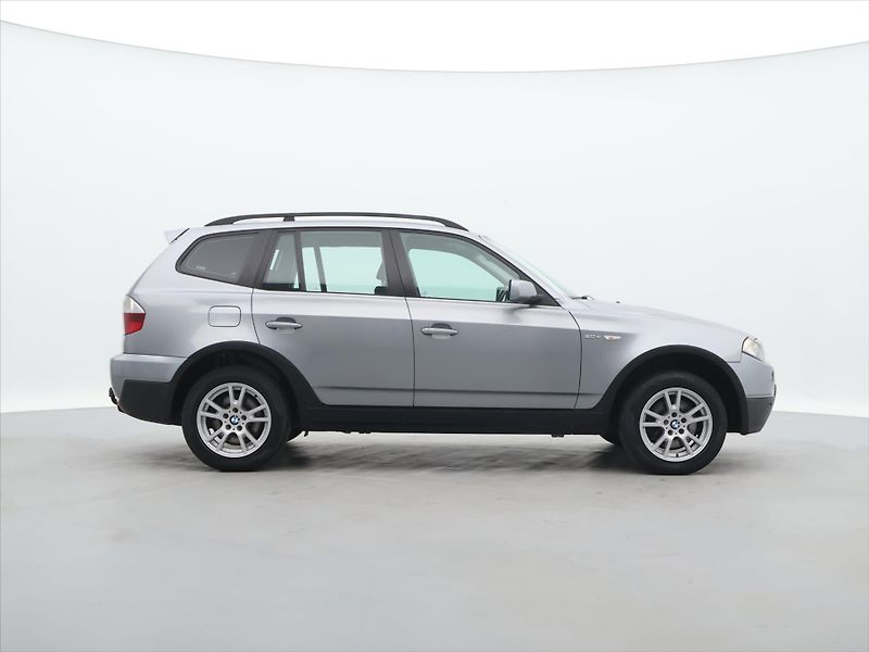 BMW X3 2,0 D xDrive 110kW Xenon Tažné - fotka 8 z 23