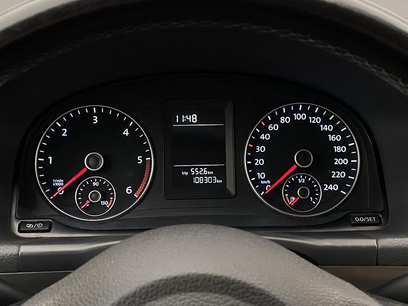 Volkswagen Touran 1.6TDI 77kW  - fotka 23 z 30