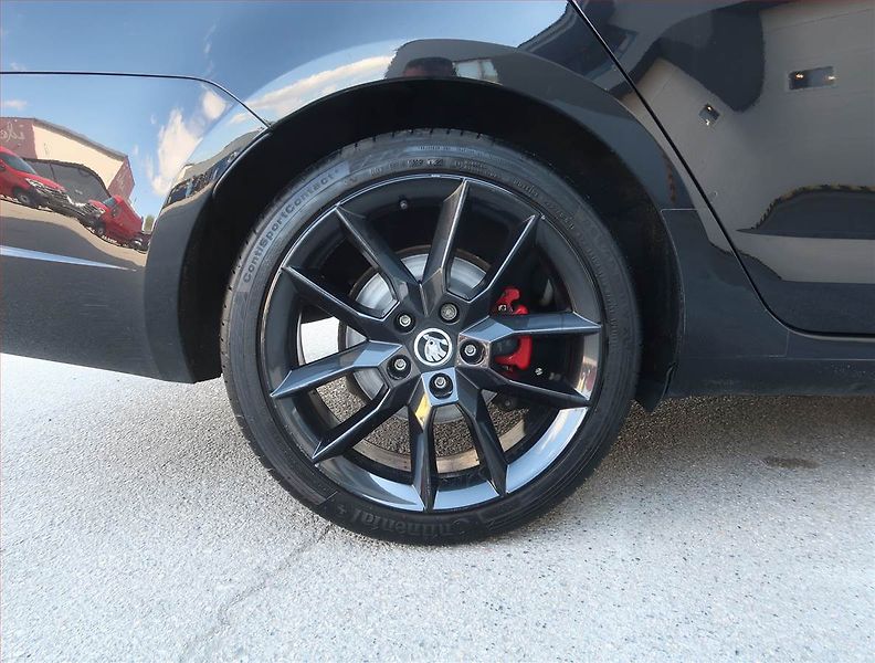 Škoda Octavia (2017) RS 2.0 TDI, Automat - fotka 14 z 17