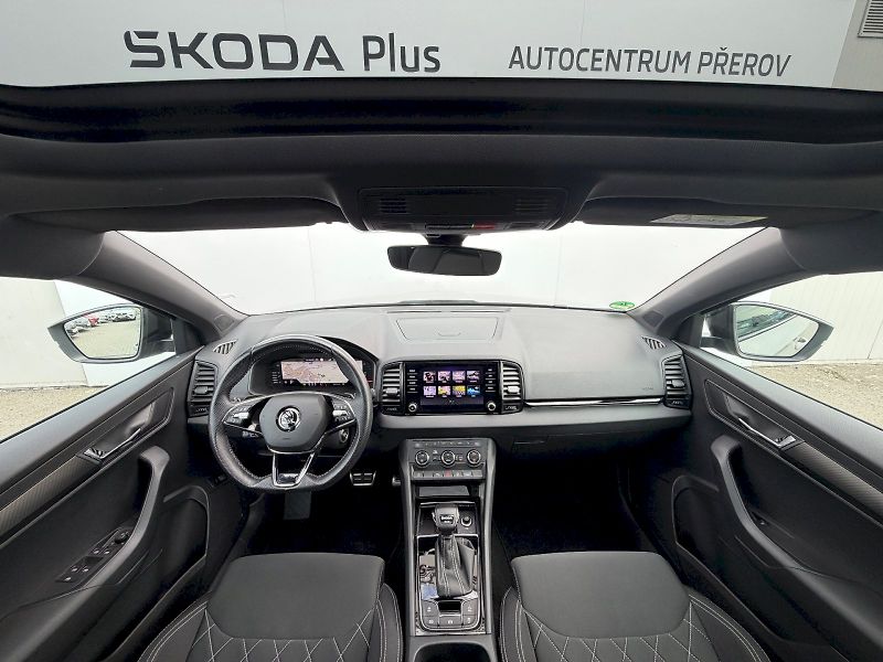 Škoda Karoq (2023) 2.0 TSI 140kW DSG SportLine - fotka 9 z 35