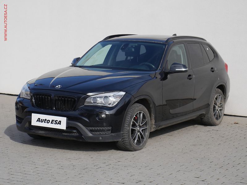 BMW X1 (2012) 2.0D xDrive 20d, AT - fotka 3 z 17