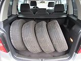 Volkswagen Touran 1,6 MPi 75kW - náhled 22