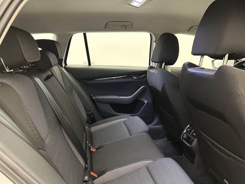 Škoda Octavia 1.5 TSI Ambition - fotka 20 z 26