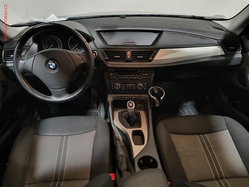 BMW X1 (2011) 2.0 D sDrive, Bixen, TZ - fotka 8 z 16