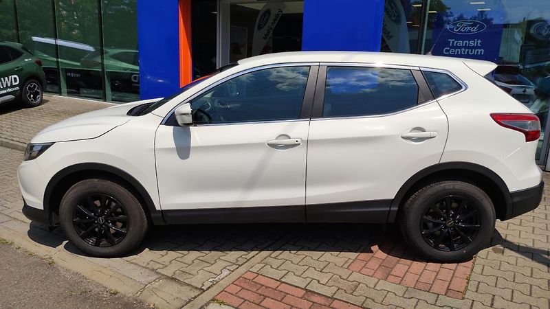 Nissan Qashqai (2017) 1.2 DIG-T, 1.maj,ČR, - fotka 8 z 20
